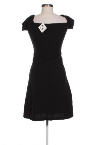 Kleid Elisabetta Franchi, Größe M, Farbe Schwarz, Preis 100,62 €