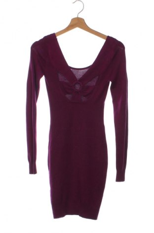 Kleid Guess, Größe XS, Farbe Lila, Preis 49,13 €