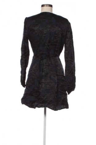 Rochie H&M, Mărime M, Culoare Negru, Preț 33,99 Lei