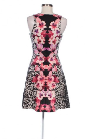 Rochie H&M, Mărime S, Culoare Multicolor, Preț 40,99 Lei