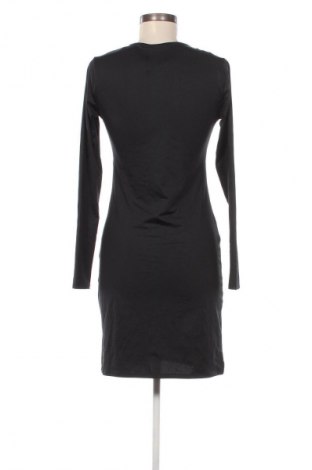 Rochie H&M, Mărime M, Culoare Negru, Preț 33,99 Lei