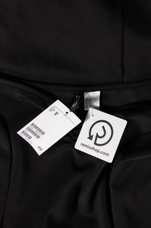 Рокля H&M Divided, Размер S, Цвят Черен, Цена 39,49 лв.