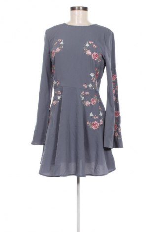 Kleid H&M Divided, Größe M, Farbe Mehrfarbig, Preis 7,49 €