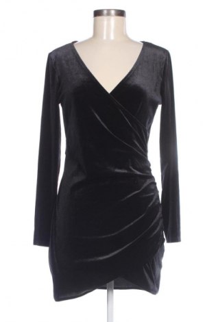 Kleid H&M Divided, Größe XL, Farbe Schwarz, Preis 14,99 €