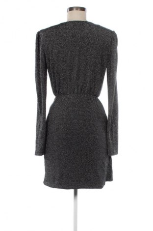 Kleid MOST WANTED, Größe L, Farbe Silber, Preis € 21,99