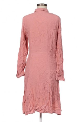 Kleid Numph, Größe M, Farbe Rosa, Preis 28,99 €