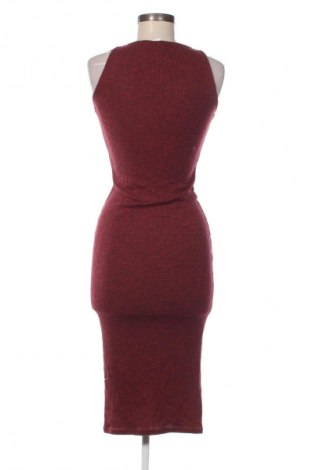 Kleid Stradivarius, Größe S, Farbe Rot, Preis 13,99 €