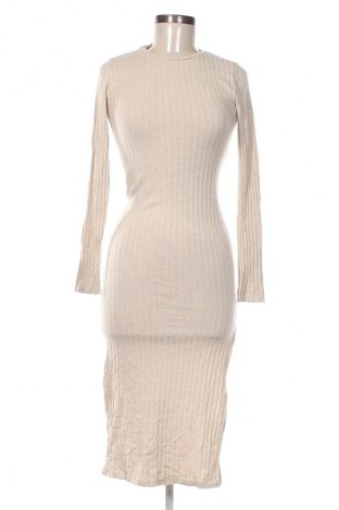 Kleid Stradivarius, Größe S, Farbe Beige, Preis 10,49 €