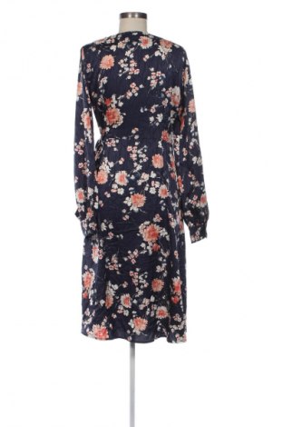 Kleid VILA, Größe M, Farbe Mehrfarbig, Preis 11,99 €