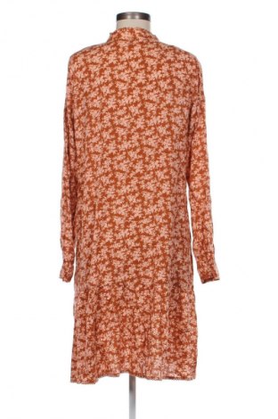 Kleid Y.A.S, Größe M, Farbe Mehrfarbig, Preis € 57,49