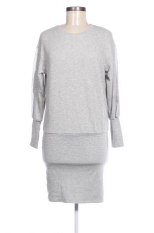 Kleid Zara Trafaluc, Größe M, Farbe Grau, Preis € 33,99