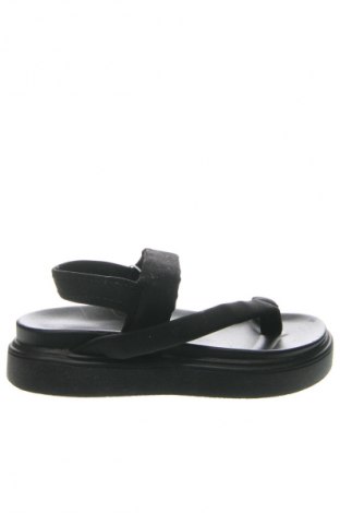 Sandalen Cropp, Größe 39, Farbe Schwarz, Preis 33,99 €