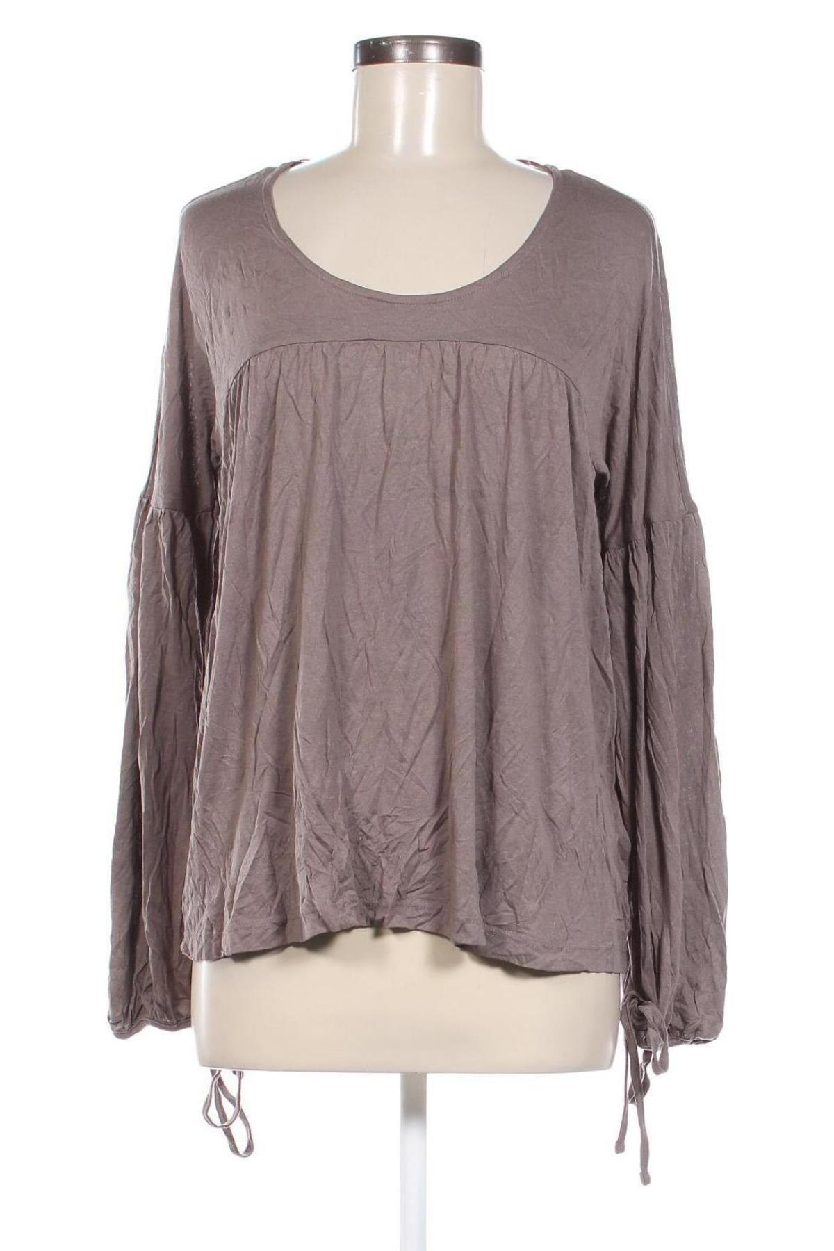 Damen Shirt Cubus, Größe M, Farbe Grau, Preis 7,99 €