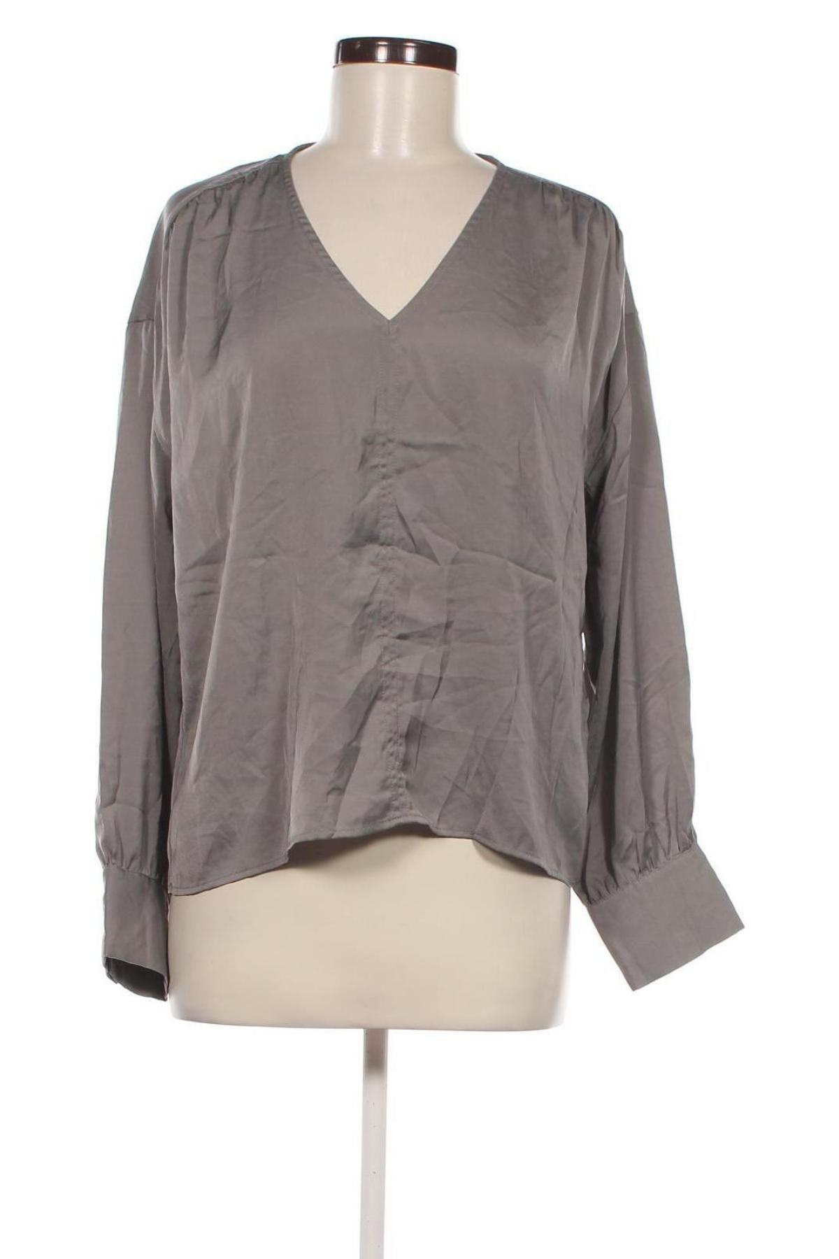 Damen Shirt Vero Moda, Größe S, Farbe Grau, Preis € 5,99