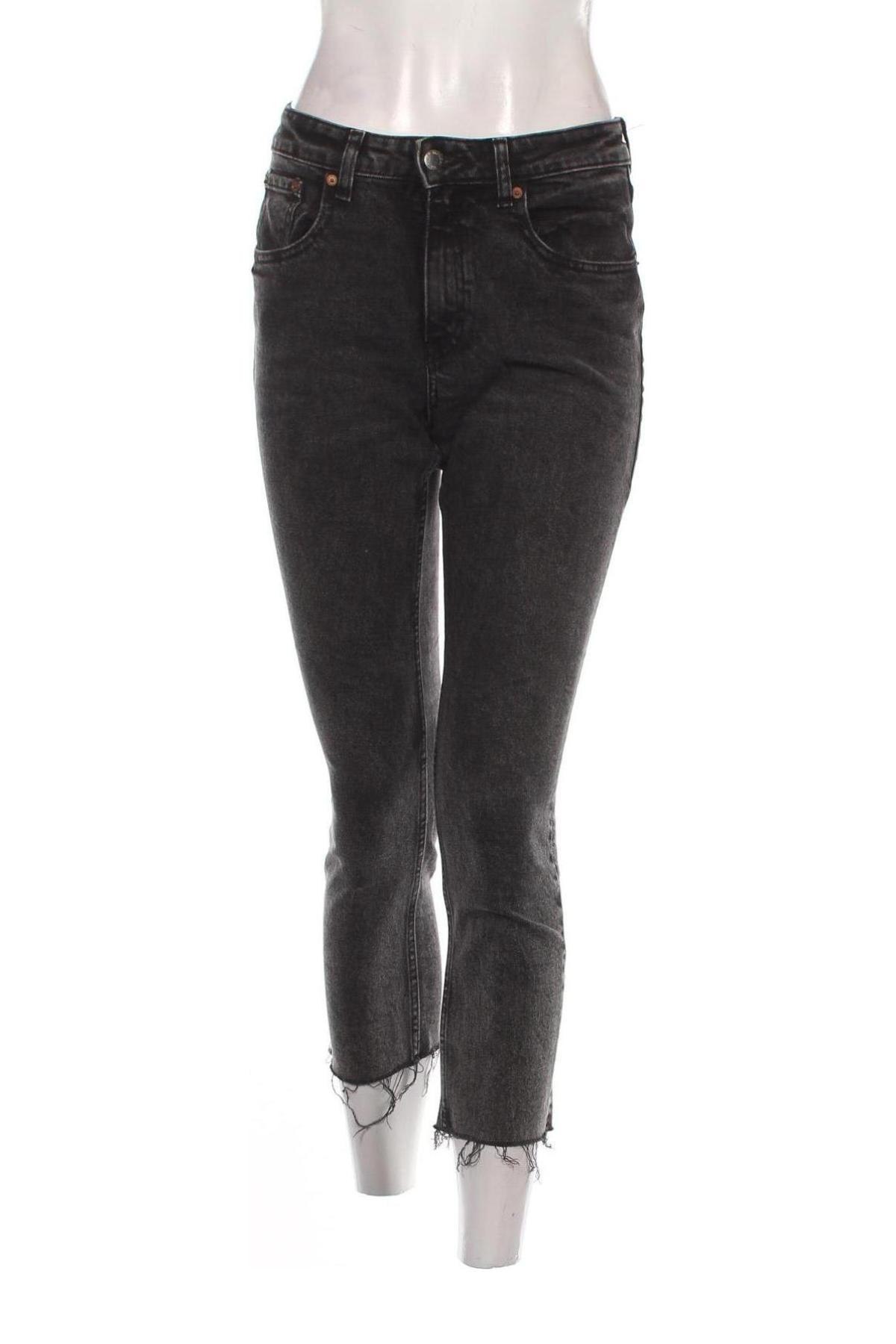 Damskie jeansy Cheap Monday, Rozmiar S, Kolor Czarny, Cena 63,99 zł