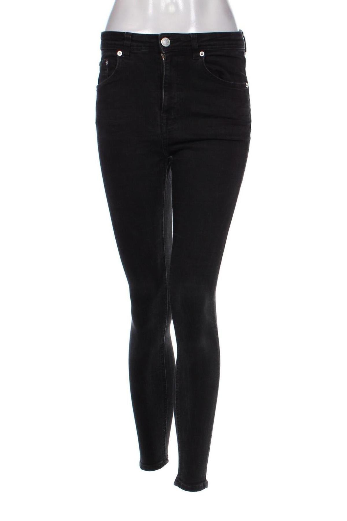 Damen Jeans Reserved, Größe S, Farbe Schwarz, Preis 8,99 €