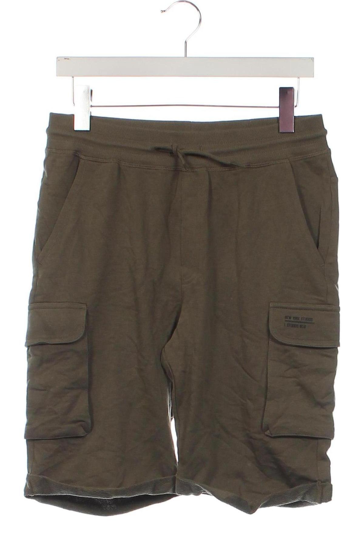 Kinder Shorts KappAhl, Größe 15-18y/ 170-176 cm, Farbe Grün, Preis 8,49 €