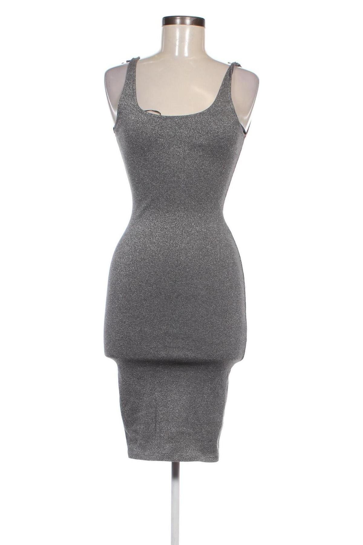 Kleid Pull&Bear, Größe S, Farbe Silber, Preis € 8,99