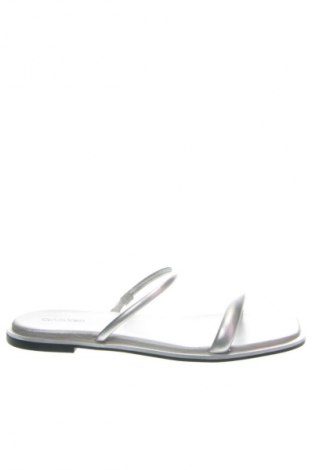 Papuci Calvin Klein, Mărime 40, Culoare Argintiu, Preț 230,99 Lei