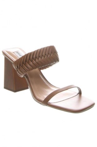 Papuče Steve Madden, Veľkosť 41, Farba Hnedá, Cena  69,95 €
