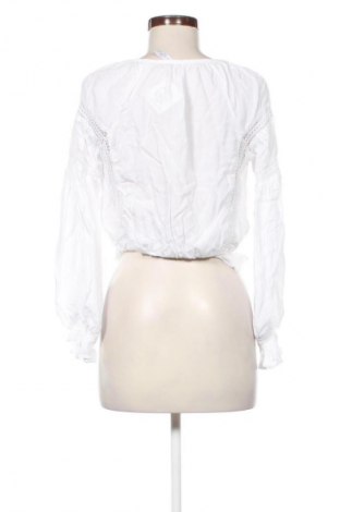 Damen Shirt Amisu, Größe XS, Farbe Weiß, Preis 10,99 €