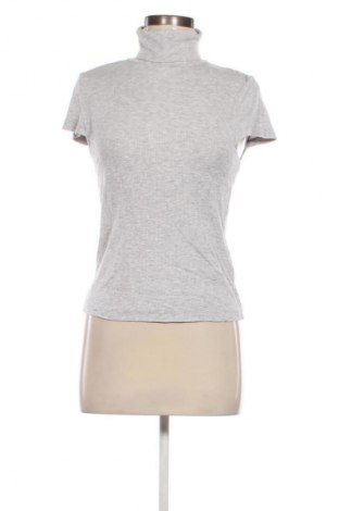 Damen Shirt Aware by Vero Moda, Größe M, Farbe Silber, Preis € 8,99
