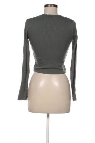 Dámská halenka Bershka, Velikost M, Barva Zelená, Cena  242,00 Kč