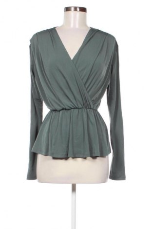 Damen Shirt Gina Tricot, Größe S, Farbe Grün, Preis 13,99 €