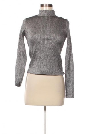 Dámská halenka Gina Tricot, Velikost M, Barva Stříbrná, Cena  329,00 Kč
