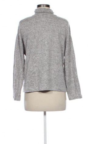 Dámska blúza Pull&Bear, Veľkosť M, Farba Sivá, Cena  4,95 €