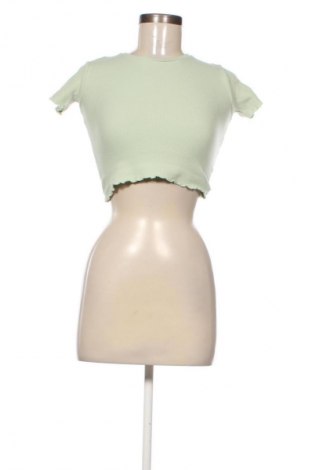 Damen Shirt Pull&Bear, Größe XS, Farbe Grün, Preis 9,72 €