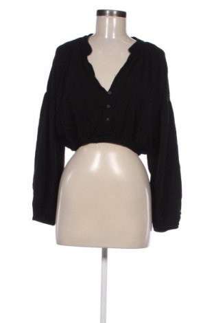 Dámska blúza Pull&Bear, Veľkosť M, Farba Čierna, Cena  11,95 €