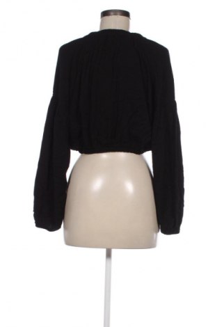 Dámska blúza Pull&Bear, Veľkosť M, Farba Čierna, Cena  11,95 €