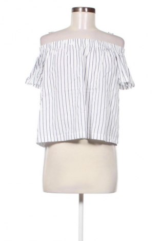 Damen Shirt Stradivarius, Größe M, Farbe Mehrfarbig, Preis 8,99 €