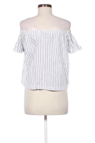 Damen Shirt Stradivarius, Größe M, Farbe Mehrfarbig, Preis 8,99 €