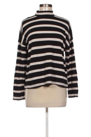 Damen Shirt Stradivarius, Größe S, Farbe Mehrfarbig, Preis € 13,99