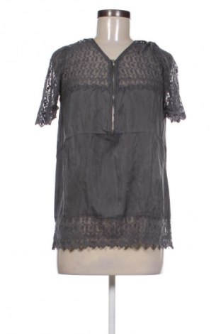 Dámská halenka The Kooples, Velikost S, Barva Šedá, Cena  1 470,00 Kč