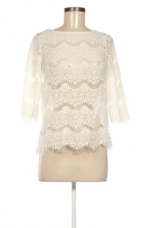 Damen Shirt Zara Trafaluc, Größe S, Farbe Ecru, Preis € 12,16