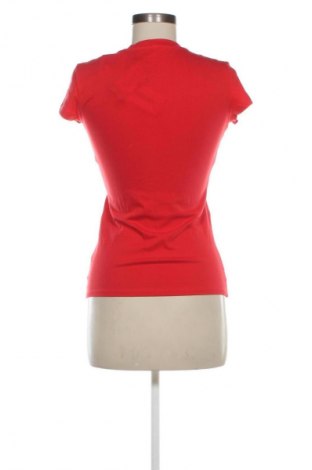 Tricou de femei Armani Exchange, Mărime XS, Culoare Roșu, Preț 248,99 Lei