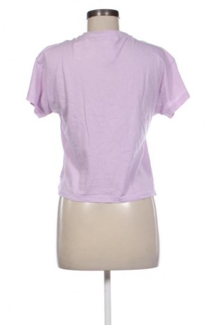 Γυναικείο t-shirt Attr@ttivo, Μέγεθος M, Χρώμα Βιολετί, Τιμή 9,00 €