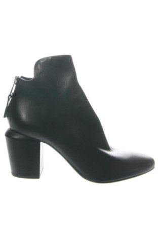 Damen Stiefeletten Elena Iachi, Größe 35, Farbe Schwarz, Preis € 219,99