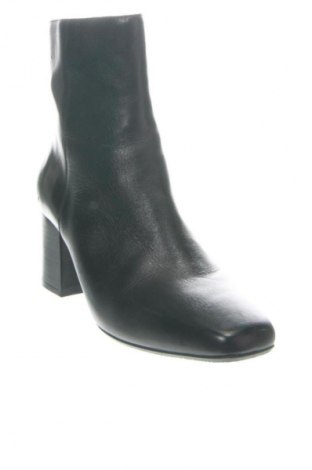 Dámské boty  Gerry Weber, Velikost 40, Barva Černá, Cena  4 299,00 Kč