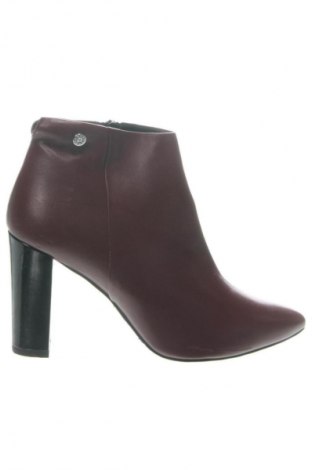 Női bokacsizma Pollini, Méret 38, Szín Piros, Ár 112 599 Ft
