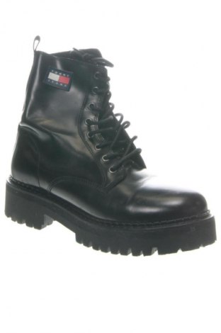 Дамски боти Tommy Jeans, Размер 40, Цвят Черен, Цена 77,99 лв.