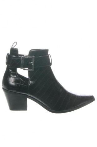 Botine de damă Zara, Mărime 40, Culoare Multicolor, Preț 258,99 Lei