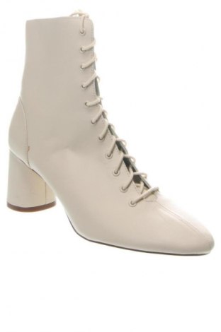 Botine de damă Zara Trafaluc, Mărime 40, Culoare Ecru, Preț 388,99 Lei