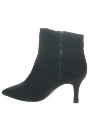 Dámské boty  GD, Velikost 40, Barva Černá, Cena  2 049,00 Kč