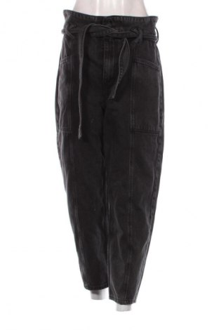 Dámske džínsy  Bershka, Veľkosť M, Farba Čierna, Cena  14,95 €