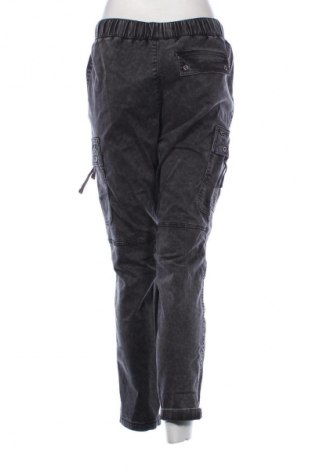 Női farmernadrág Bershka, Méret S, Szín Fekete, Ár 3 969 Ft