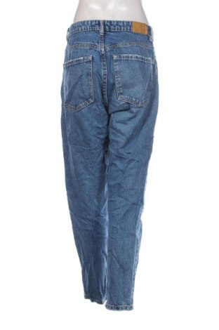 Blugi de femei Bershka, Mărime M, Culoare Albastru, Preț 100,99 Lei